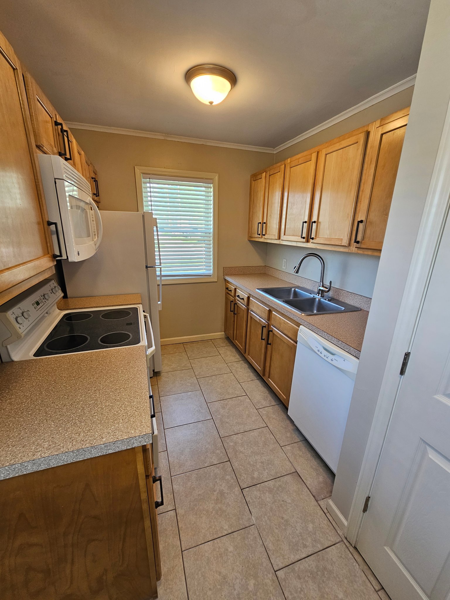 Lincoln Townhome: 6617 Colby