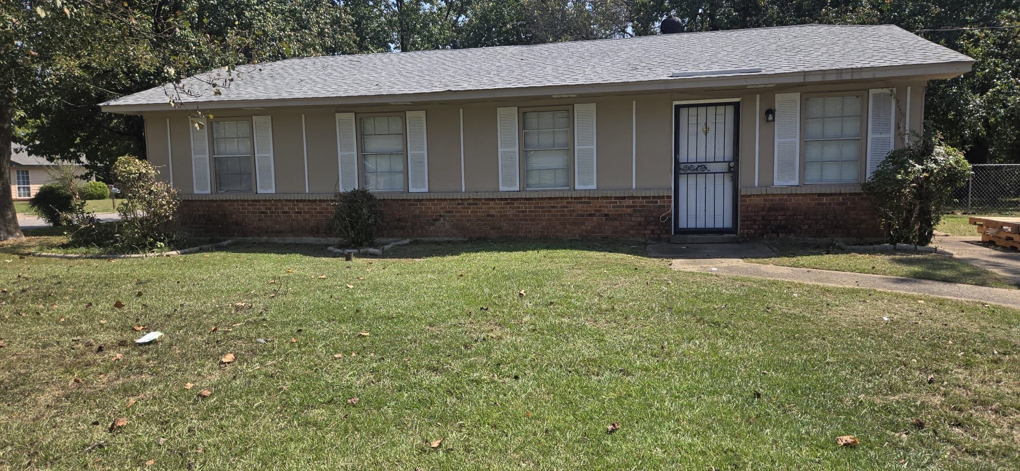 Montgomery House: 5917 Cherry Hill Rd