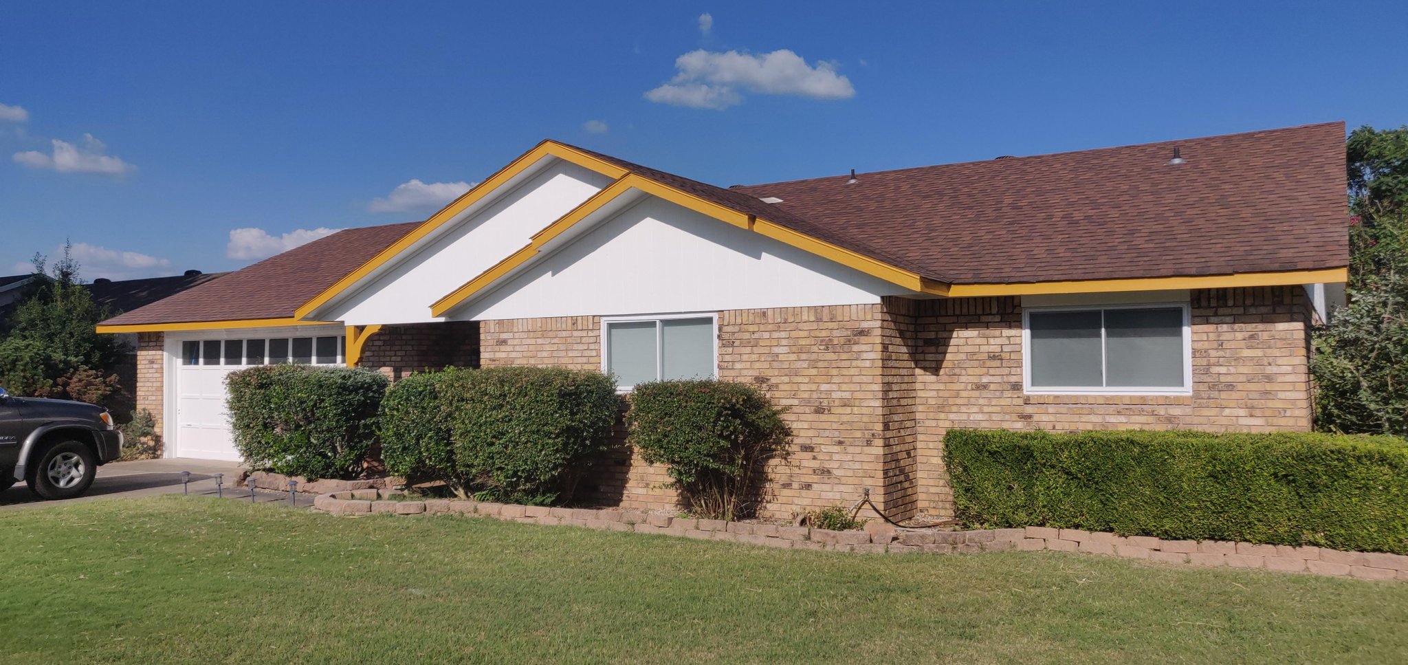 Springdale House: 1738 Ridgeview Dr