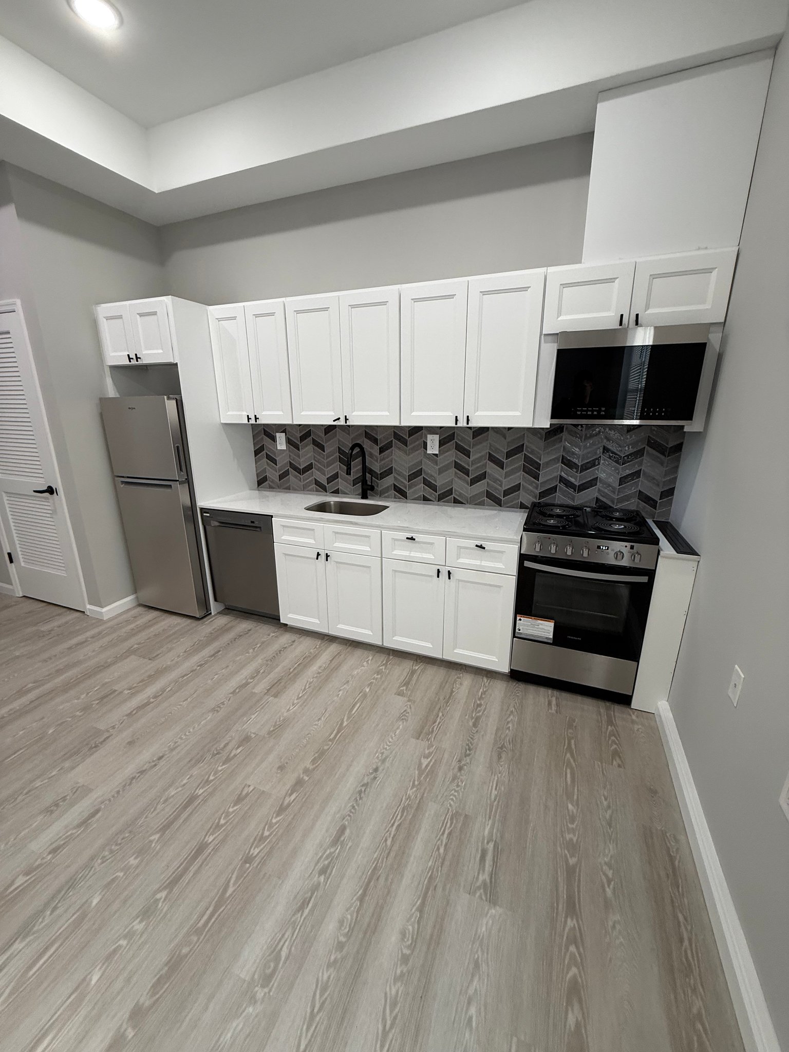 Paterson Apartment: 59 Pearl St
