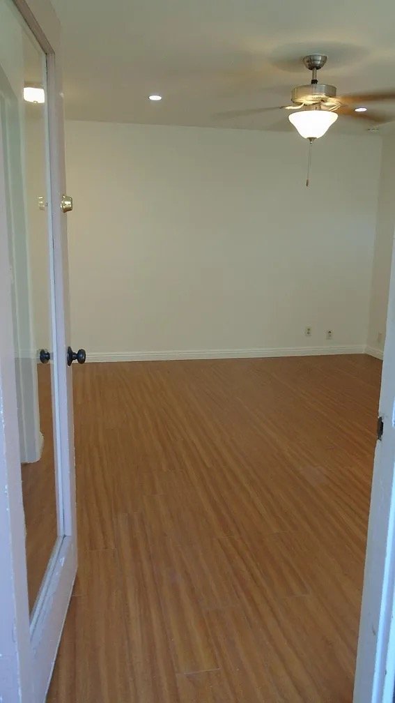 Long Beach House: 5151 E Carson St