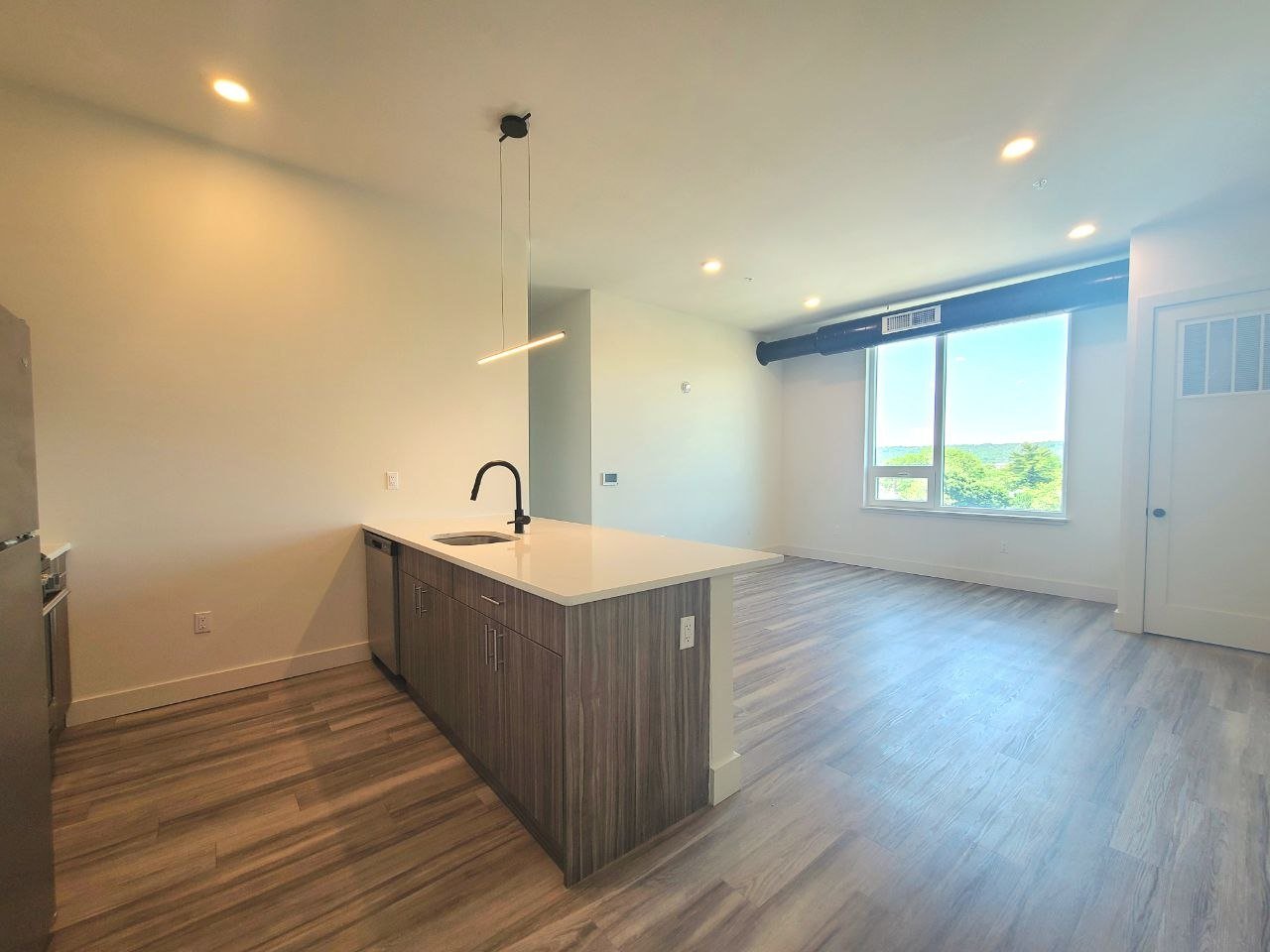 East orange Apartment: 55 Washington st