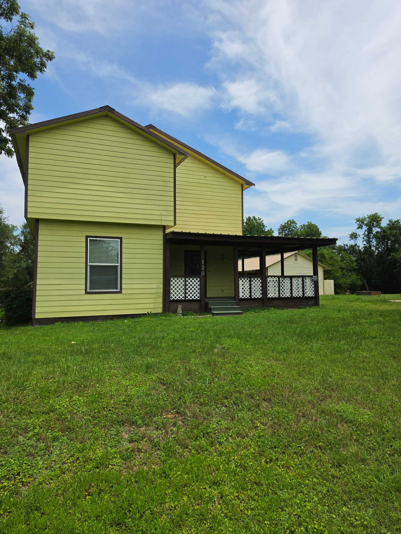 Teague House: 120 N 10th Avenue