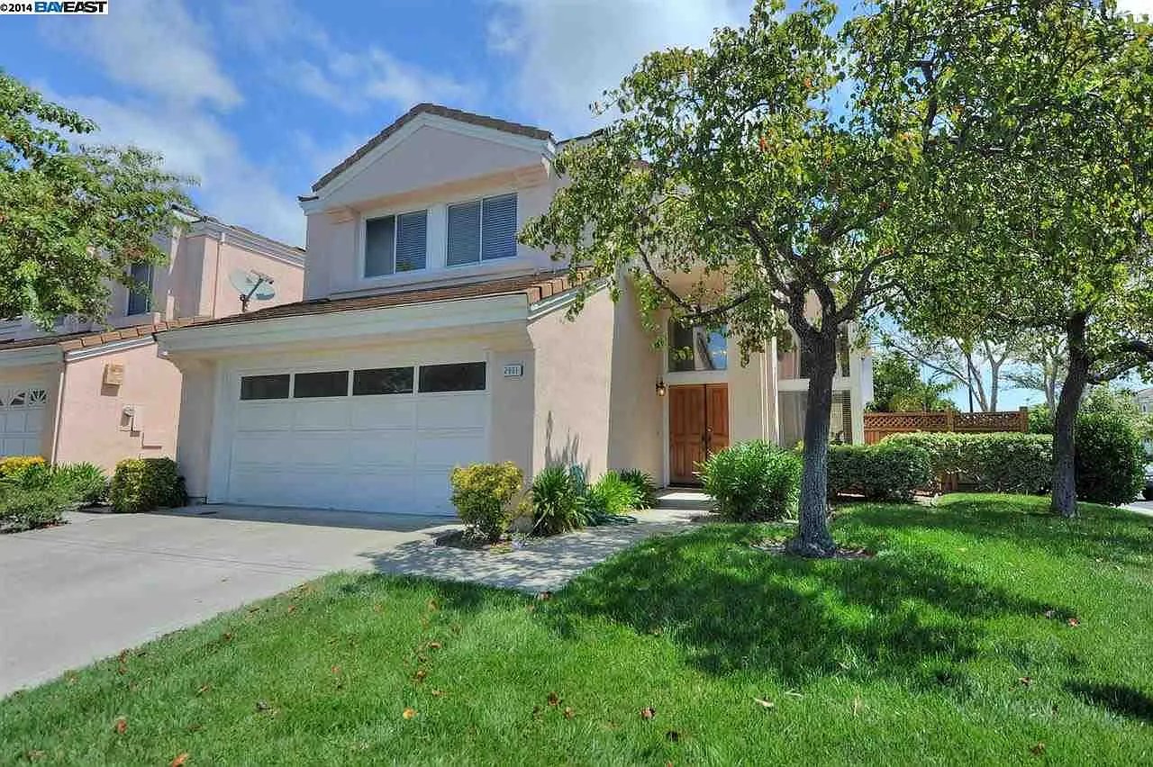 Union City House: 2901 Sorrento Way