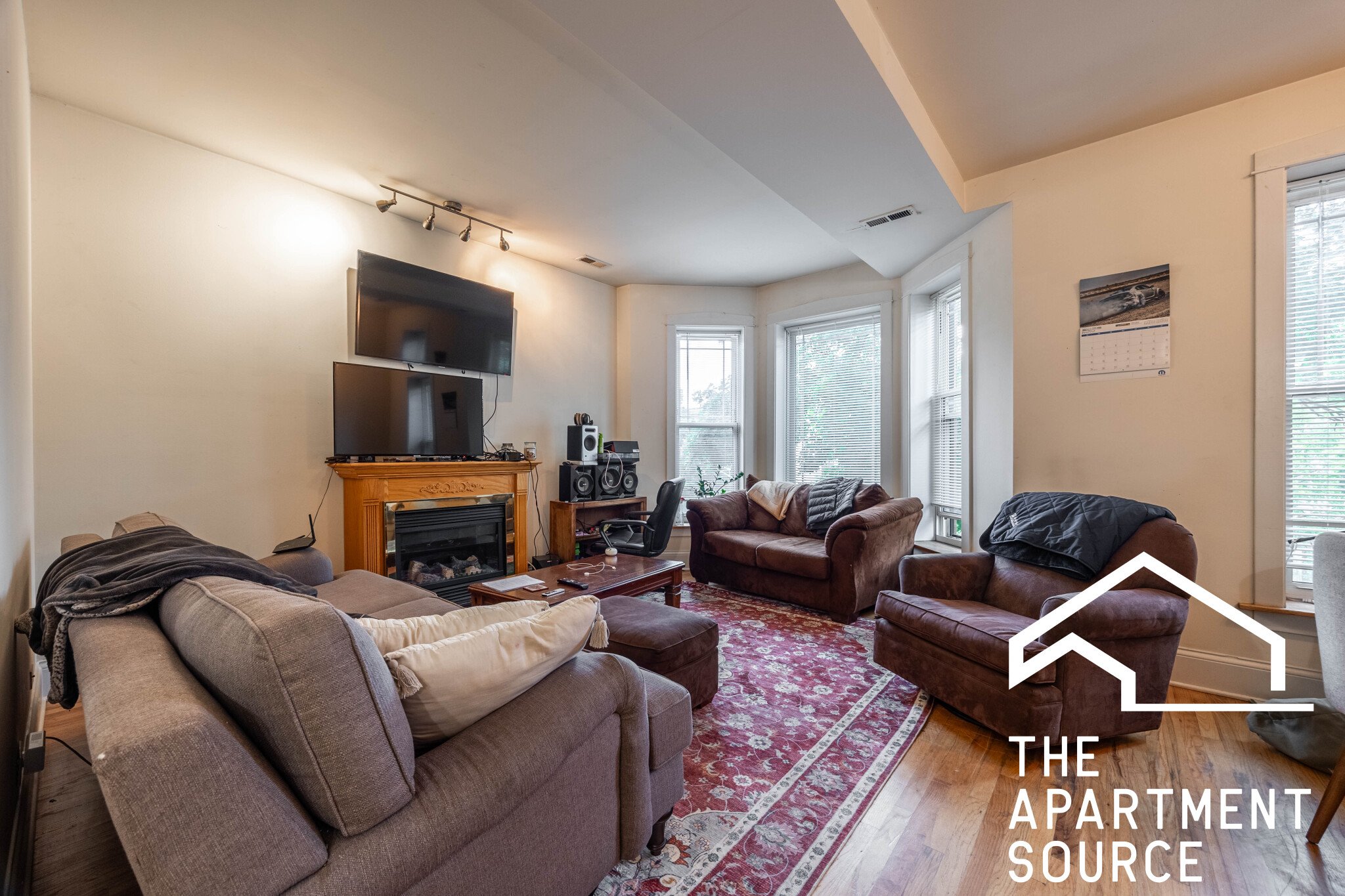 Chicago Apartment: 1935 N Wood St.