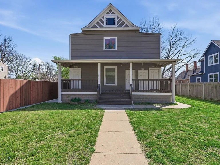 Wichita Apartment: 1912 N Wellington Place