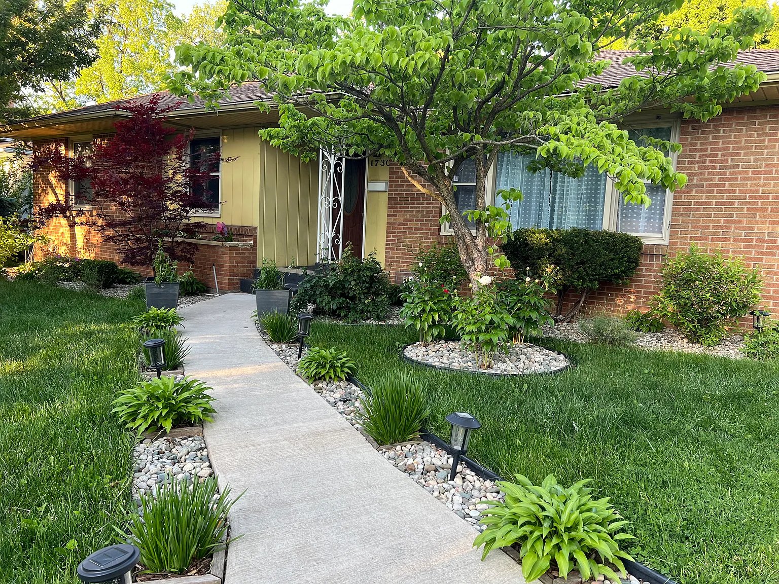 Grand Rapids House: 1730 Plymouth Ave SE