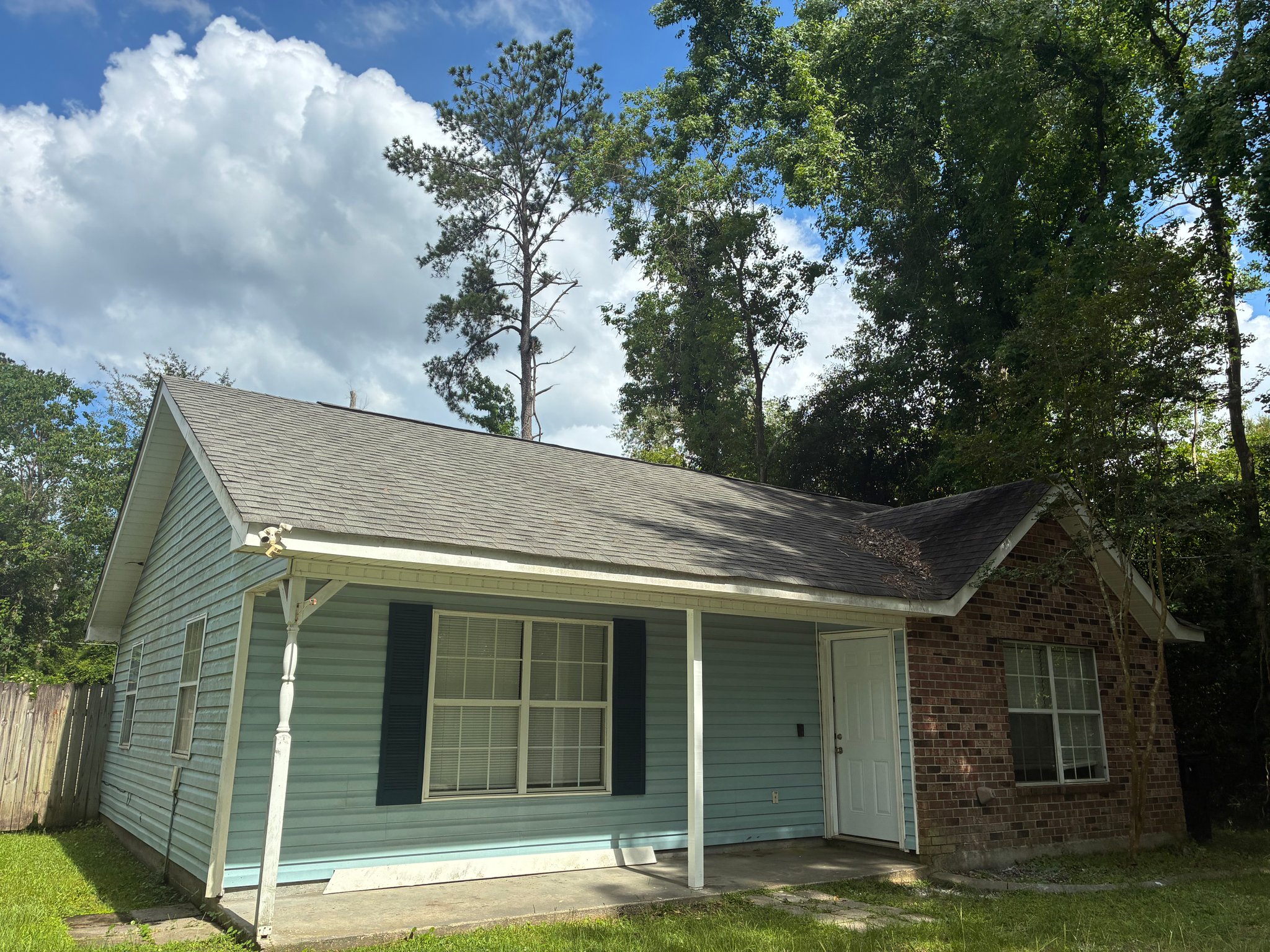 Slidell House: 57376 Beeche Ave