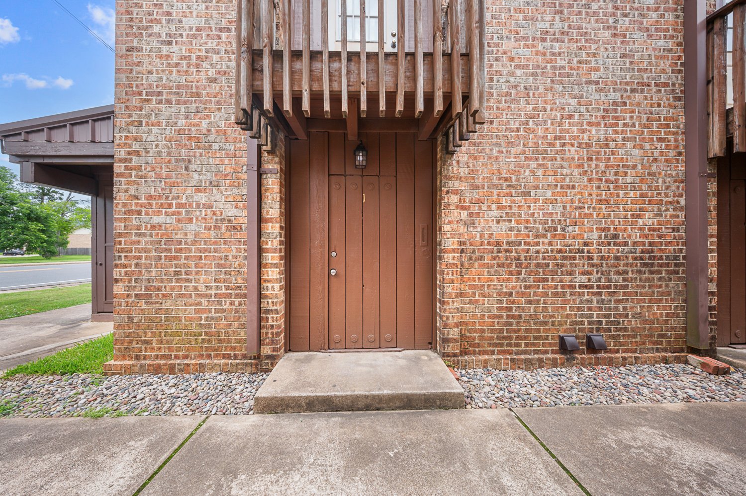 Nacogdoches Townhome: 208 E Starr Ave