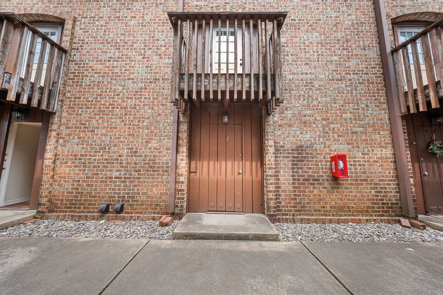 Nacogdoches Townhome: 208 E Starr Ave