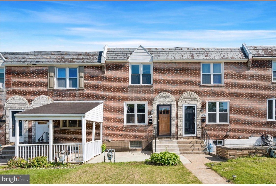 Glenolden Townhome: 306 Pine Street