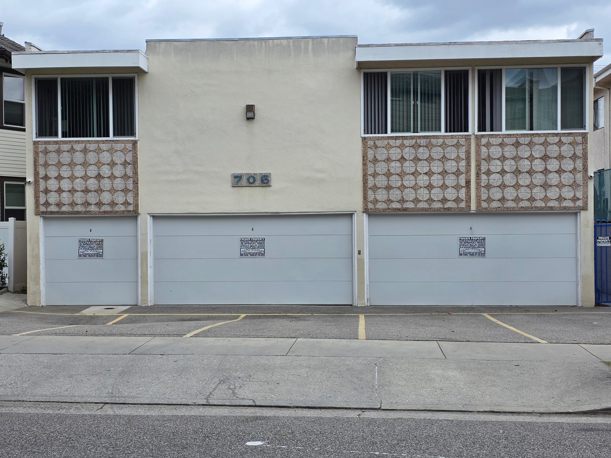 GLENDALE Apartment: 706 E. Harvard st.