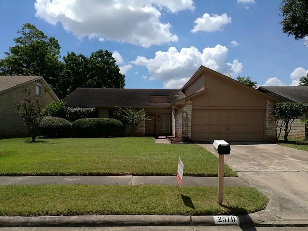 Sugarland House: 2570 Buffalo Trl
