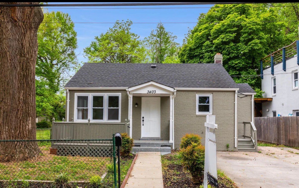 Brentwood House: 3403 Allison St