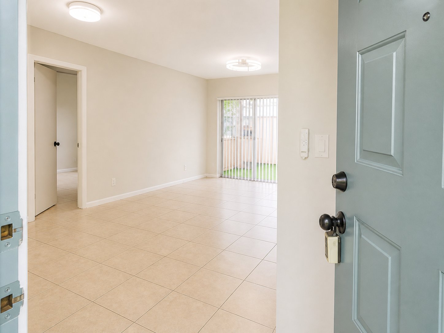 Coral Springs Condo: 2730 Forest Hills Blvd