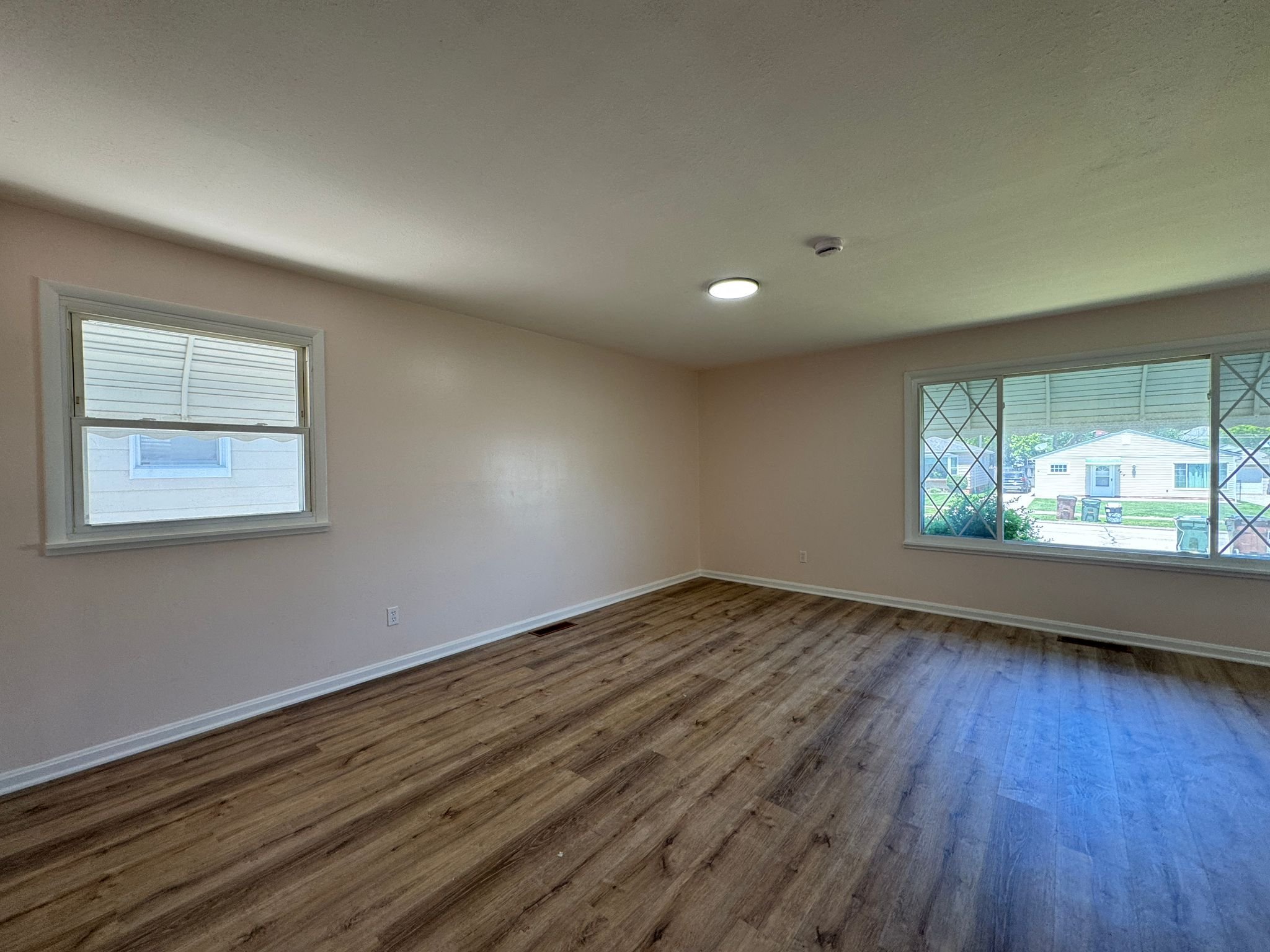 Cleveland House: 3415 Center Dr
