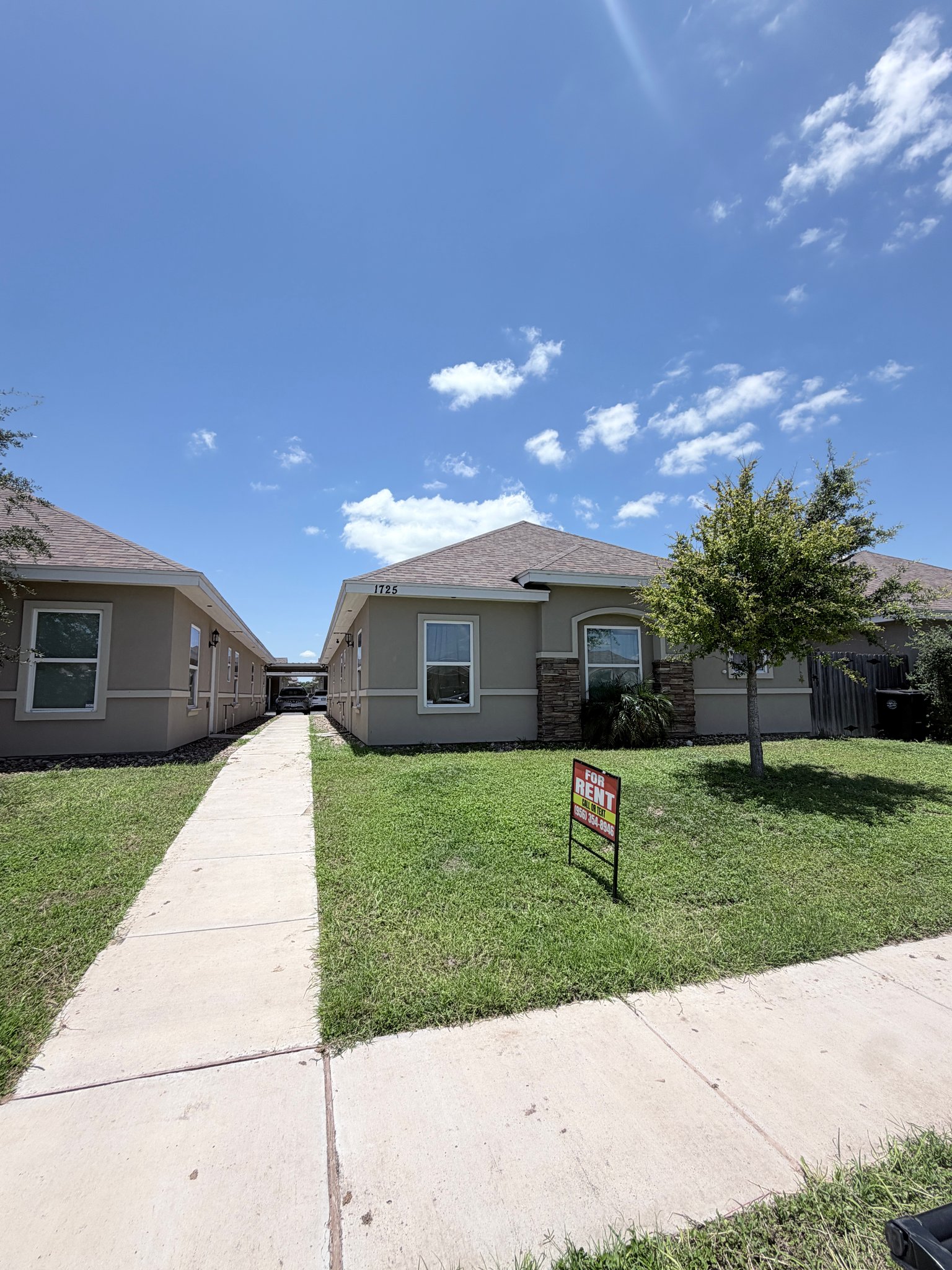 Weslaco Apartment: 1725 W Harrison St