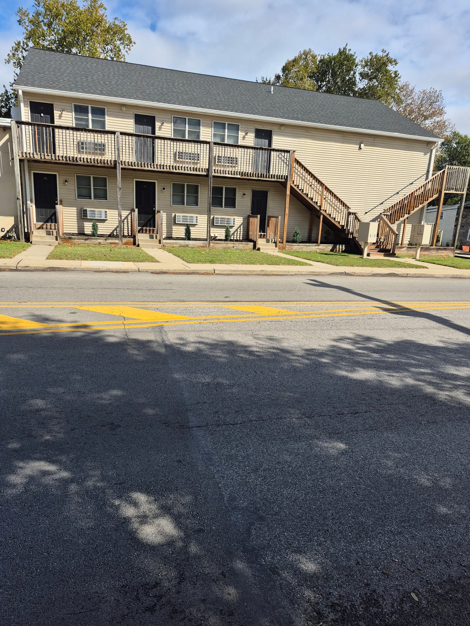 Conshohocken Apartment: 365 W Elm St
