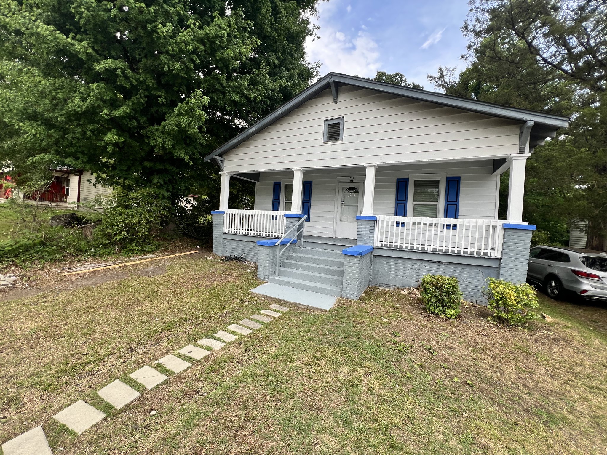 Greensboro House: 610 Holt Ave