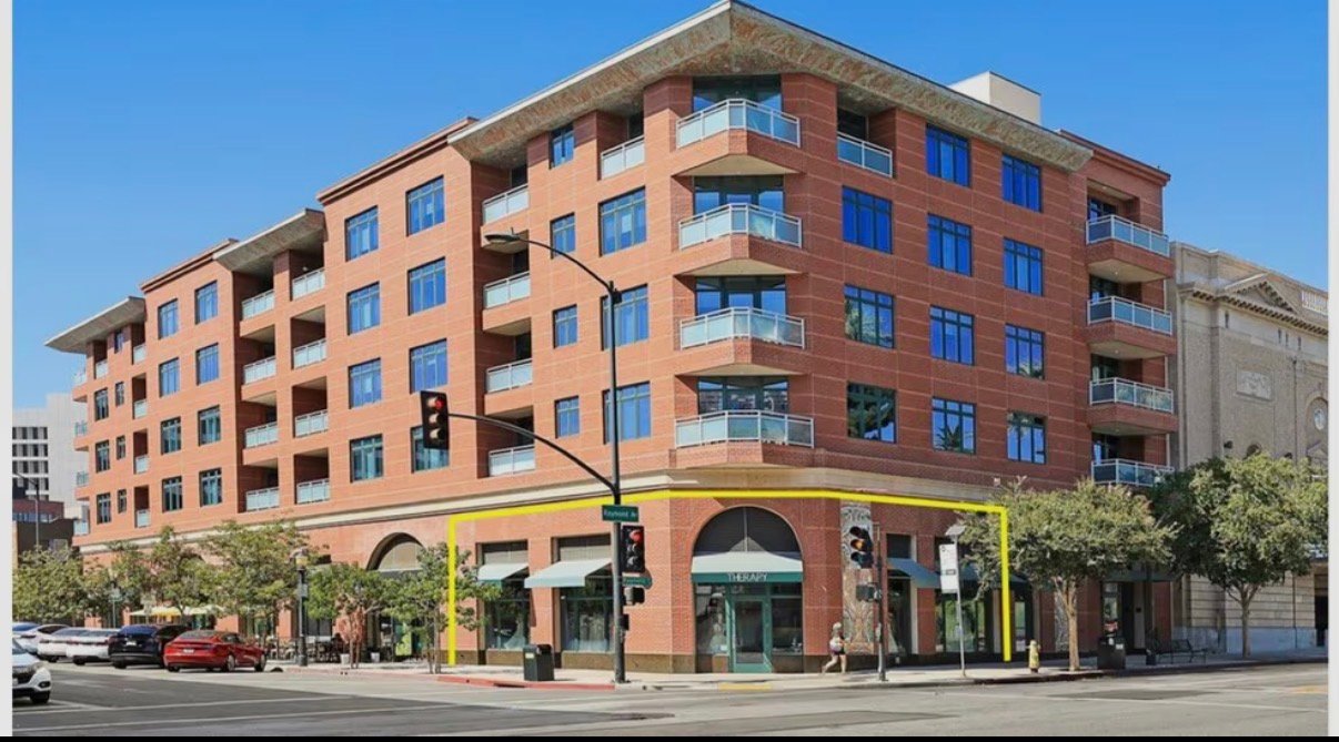 Pasadena Condo: 125 N Raymond Ave