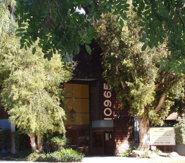 Studio City Apartment: 10965 Fruitland Drive