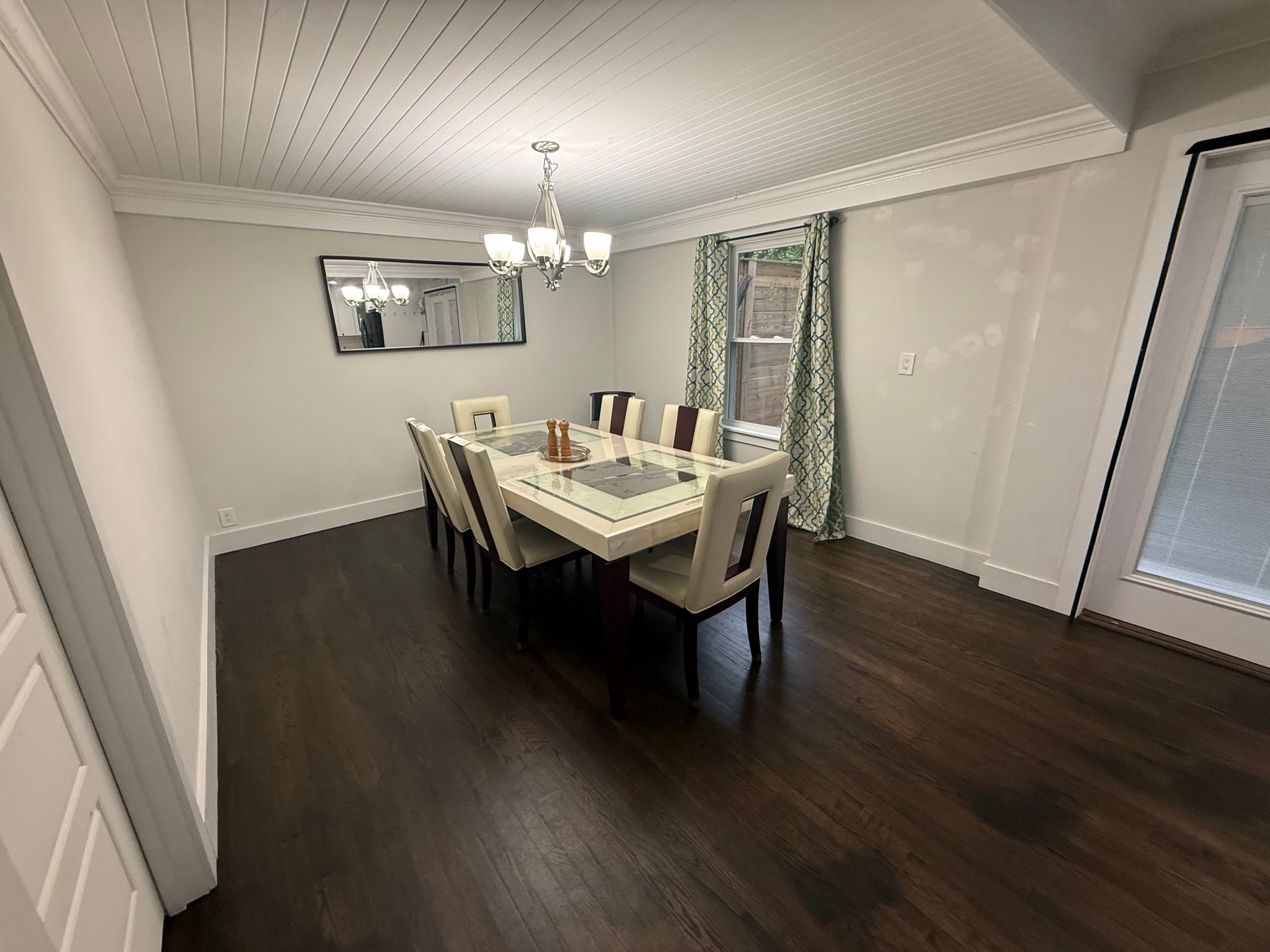 Raleigh House: 649 Sunnybrook Rd