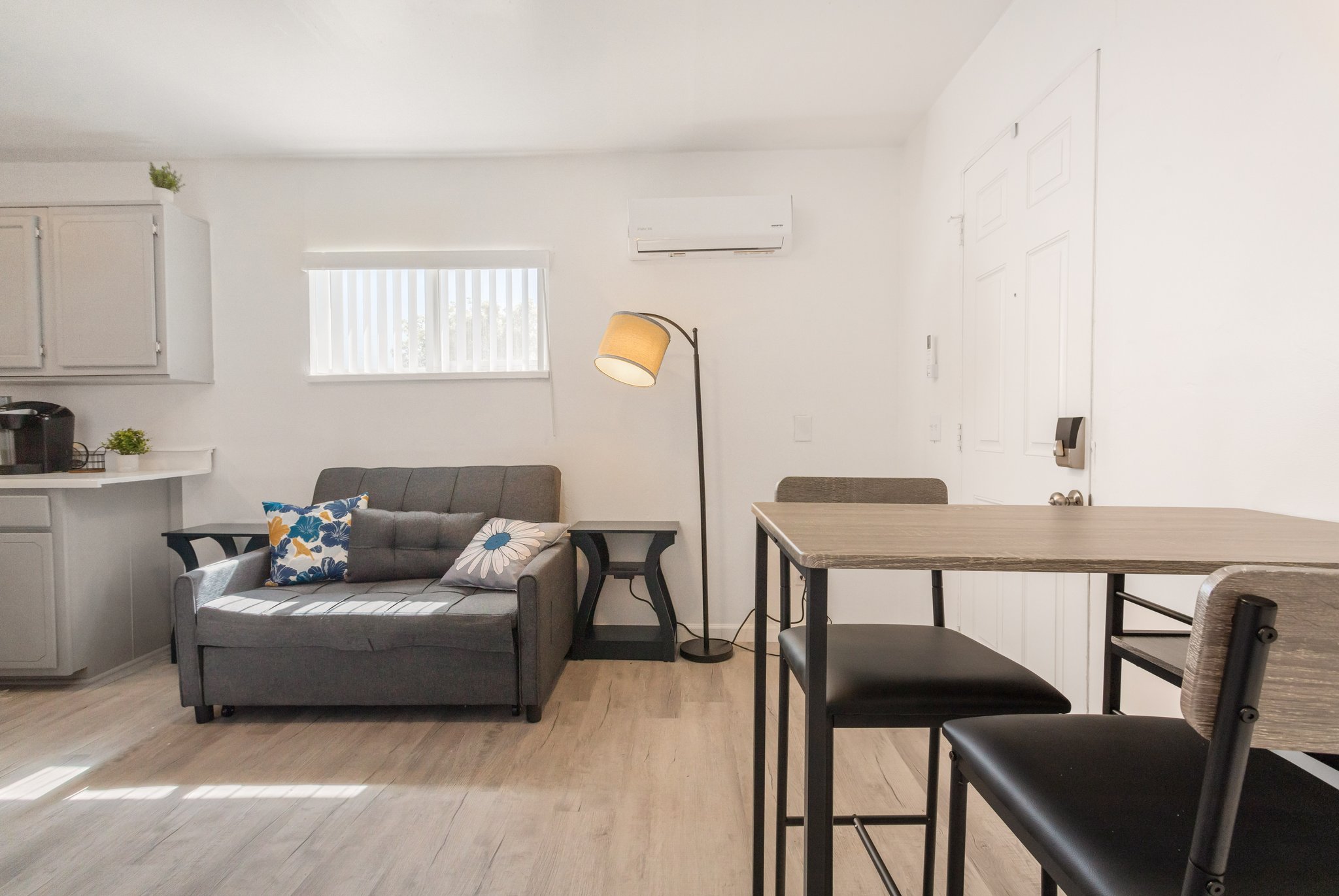 sierra vista Apartment: 201 N 5th Street