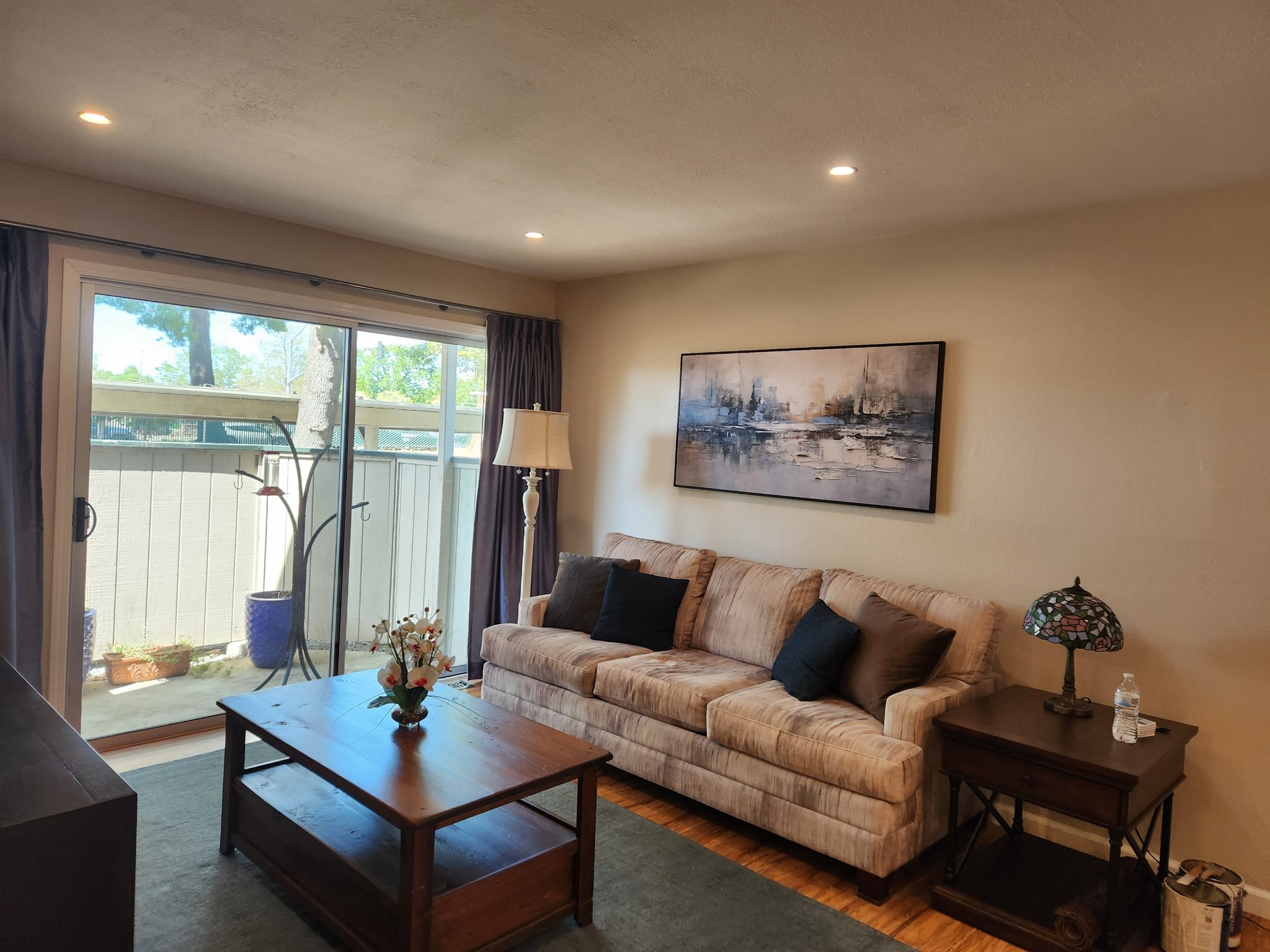 Concord Condo: 5450 Concord Blvd