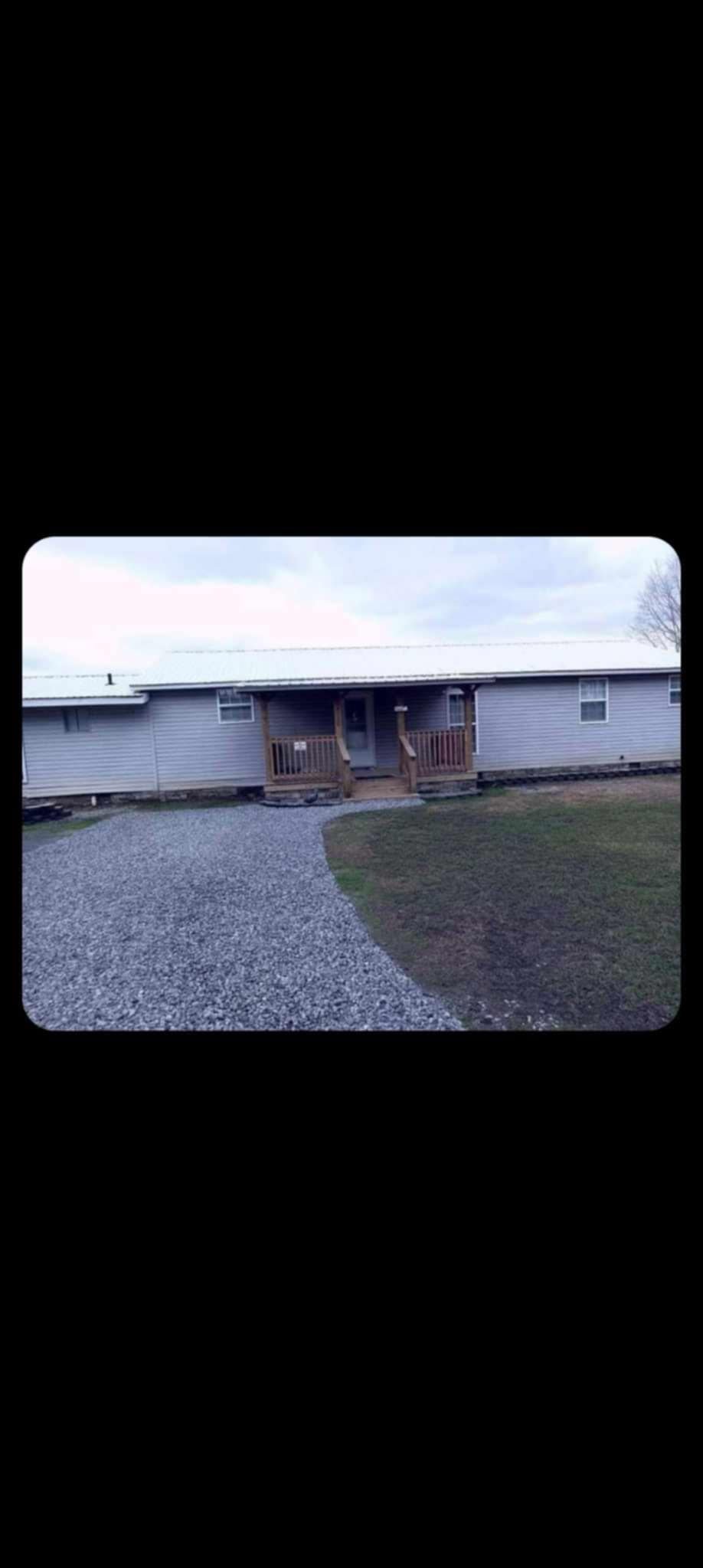 Ashville House: 4560 Shore Dr