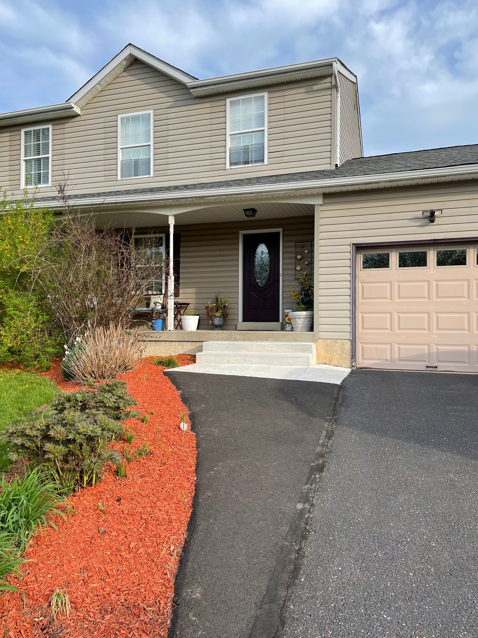 Chalfont House: 44 Lynwood Drive