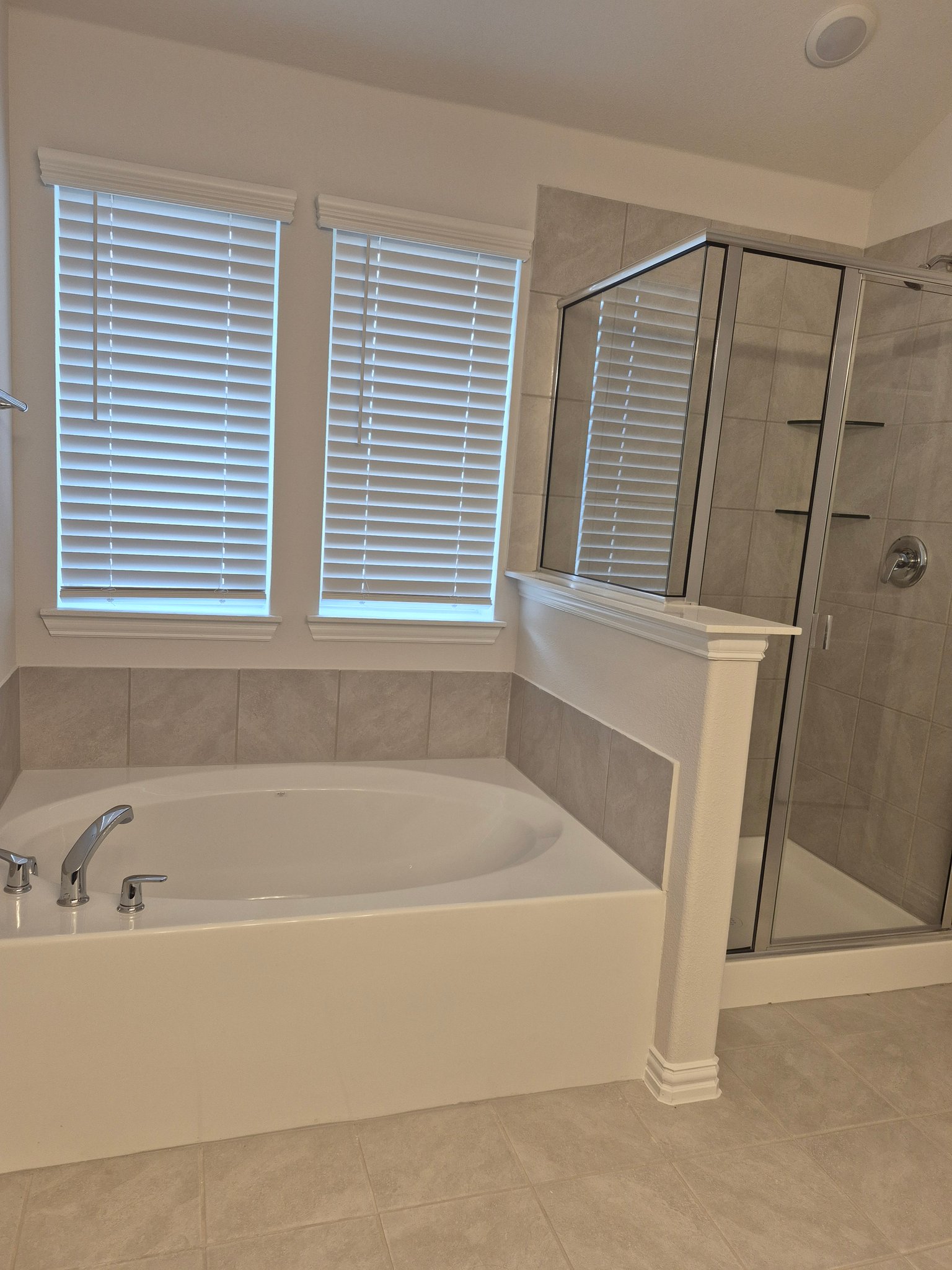 Anna House: 3041 Hollybrook Ln
