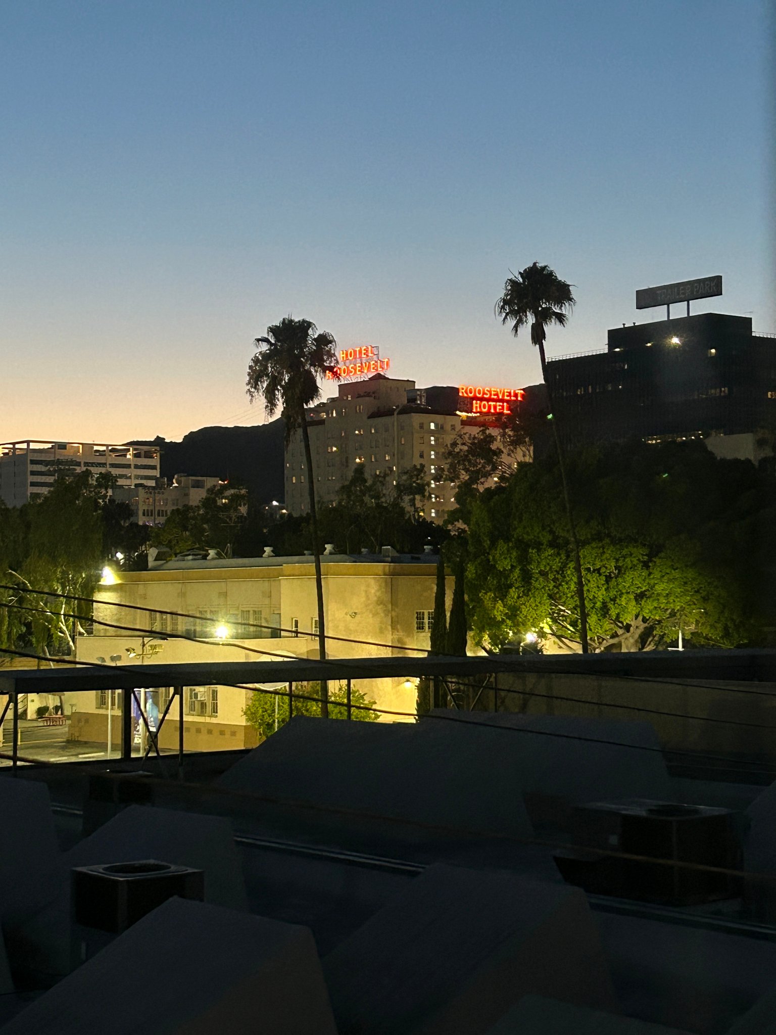 los angeles Apartment: 1523 mccadden pl