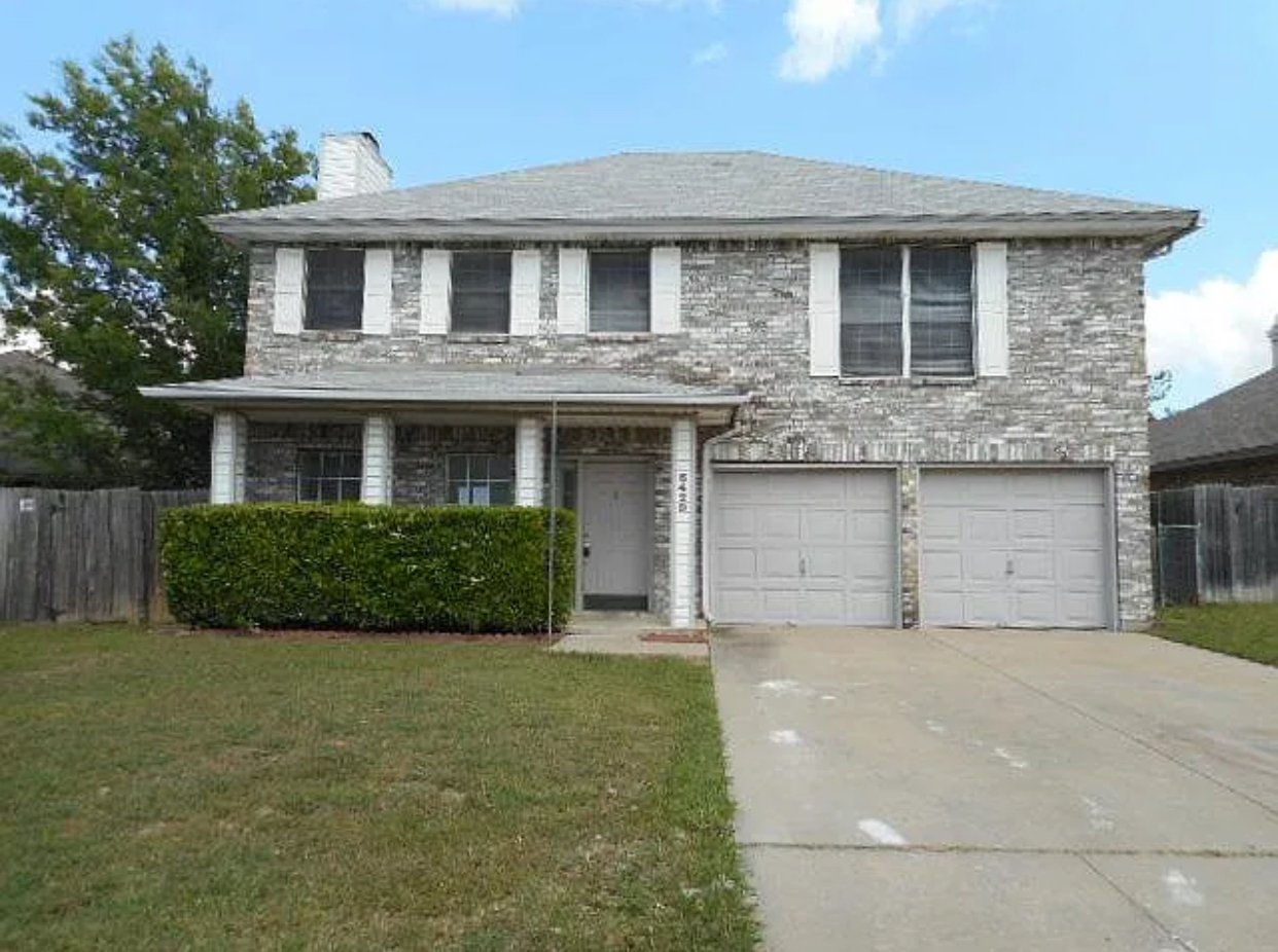 Fort Worth House: 6420 Longmont Trail