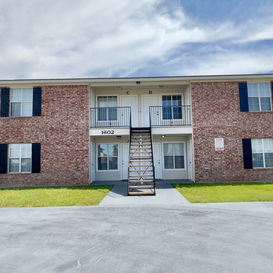 Killeen Multiplex: 1602 Dugger Cir