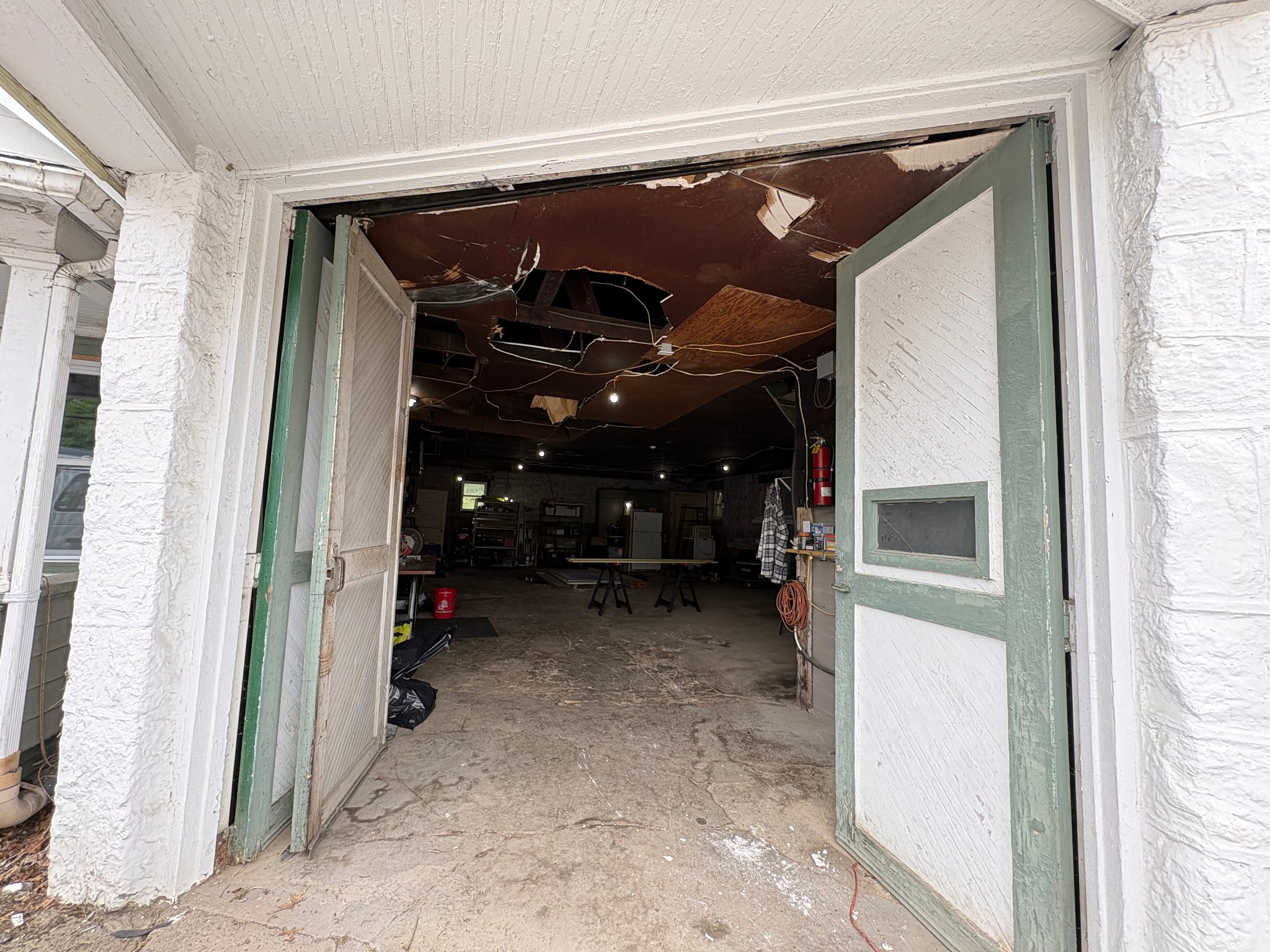 Fairmont Other: 945 E Park Ave