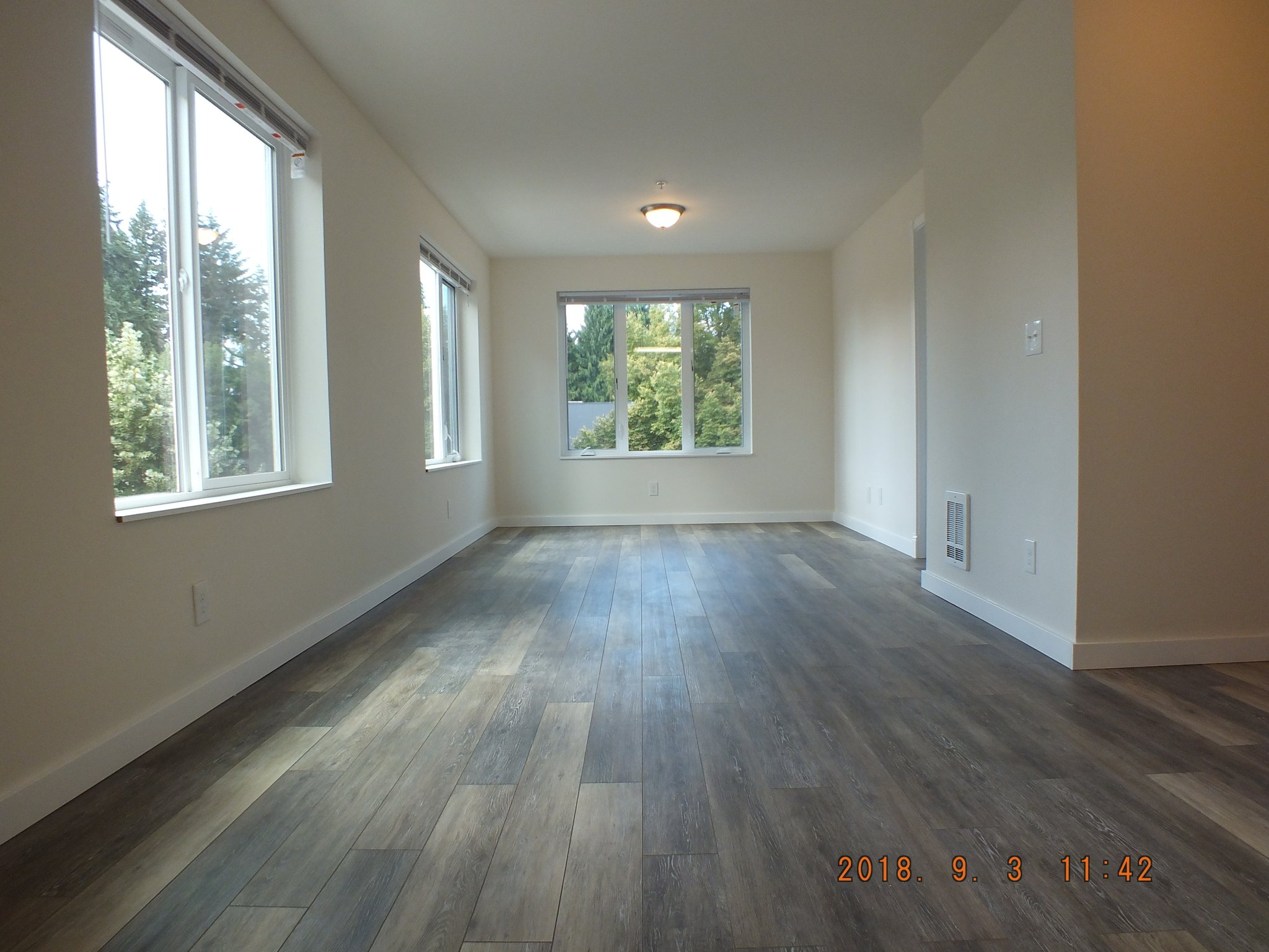 Seattle House: 12544 15th Ave NE
