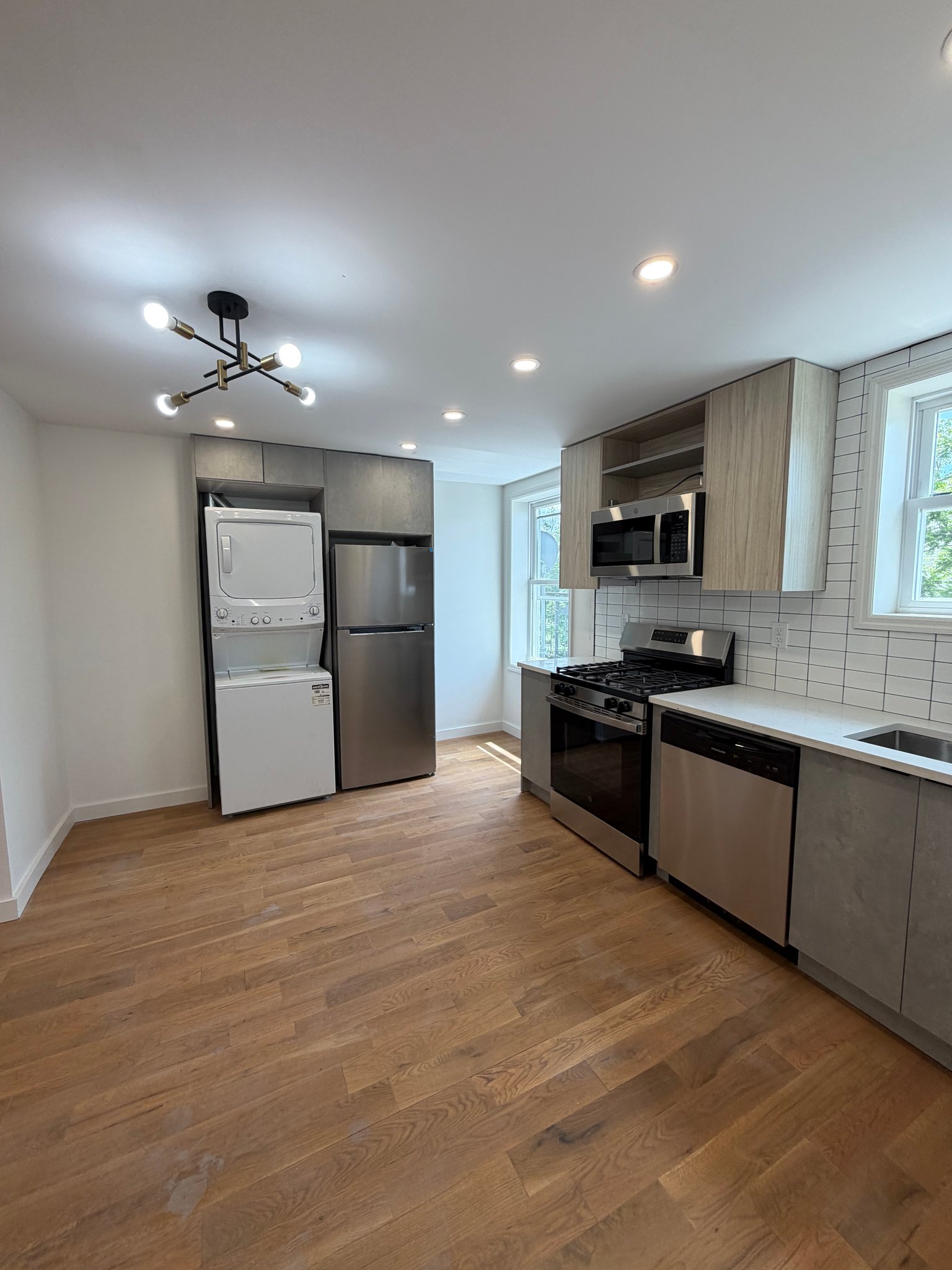 West Orange Multiplex: 100 Chestnut St
