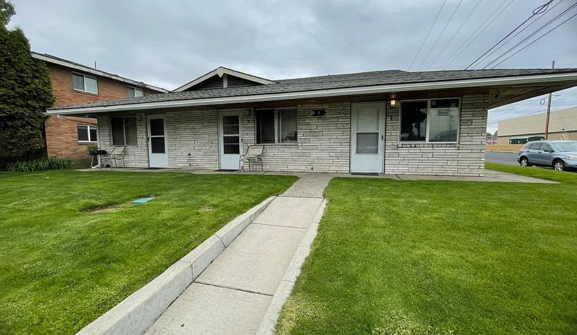 Spokane Apartment: 6029 N Mayfair Street