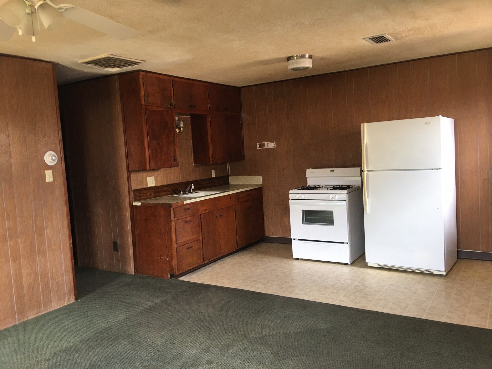 Clovis Multiplex: 414 Hickory