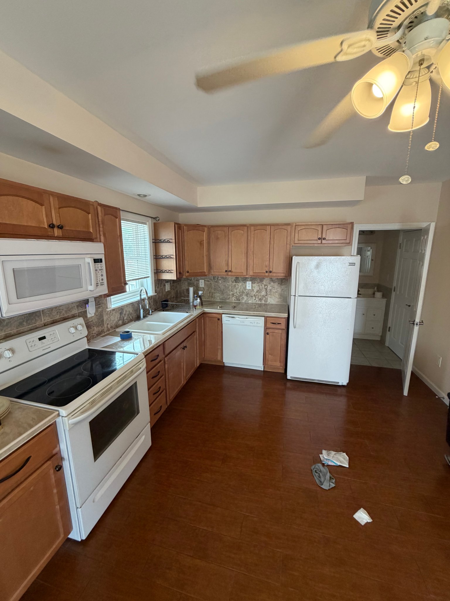 New London Multiplex: 852 Bank St