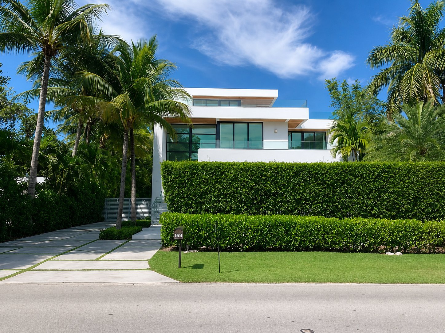 Key biscayne House: 785 Harbor Drive
