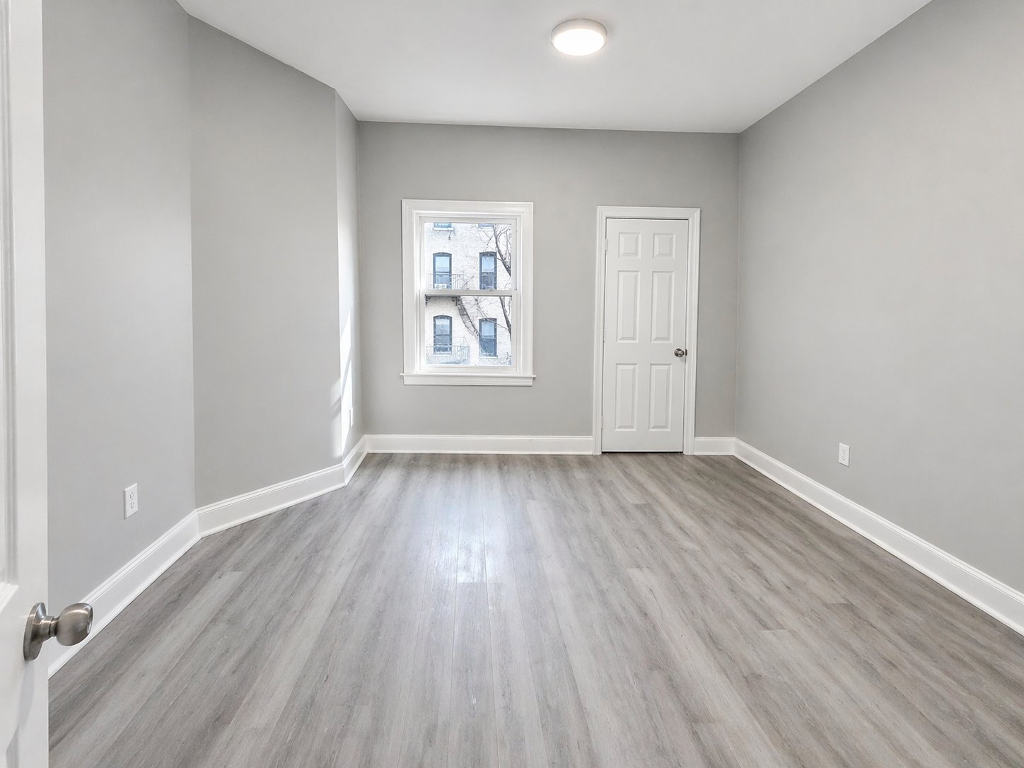 Newark Condo: 71 W Alpine St
