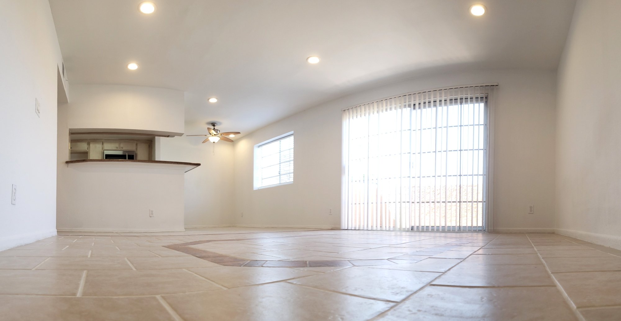 North Hollywood Apartment: 11020 Hesby Street