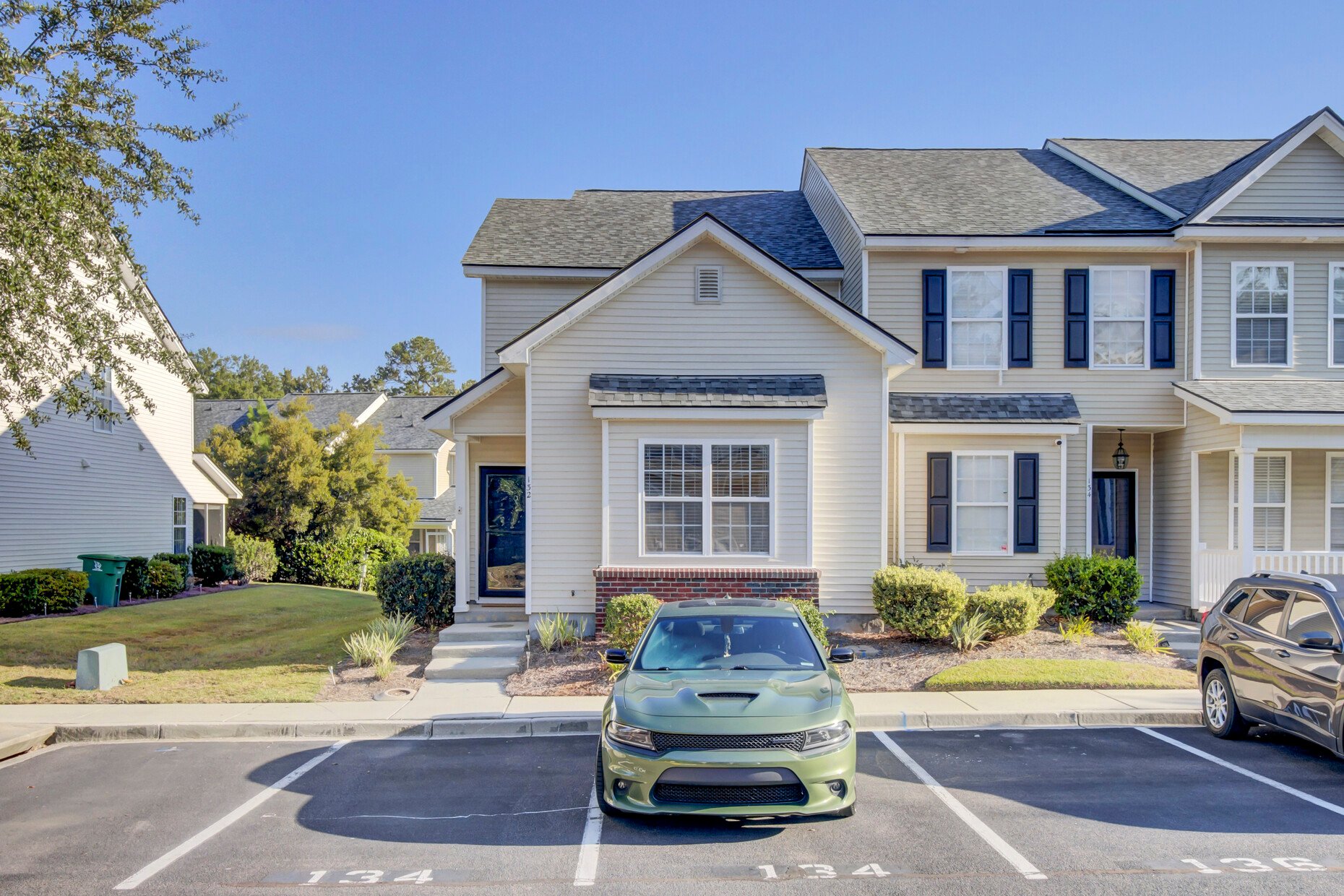 Goose Creek Townhome: 132 Woodward Rd