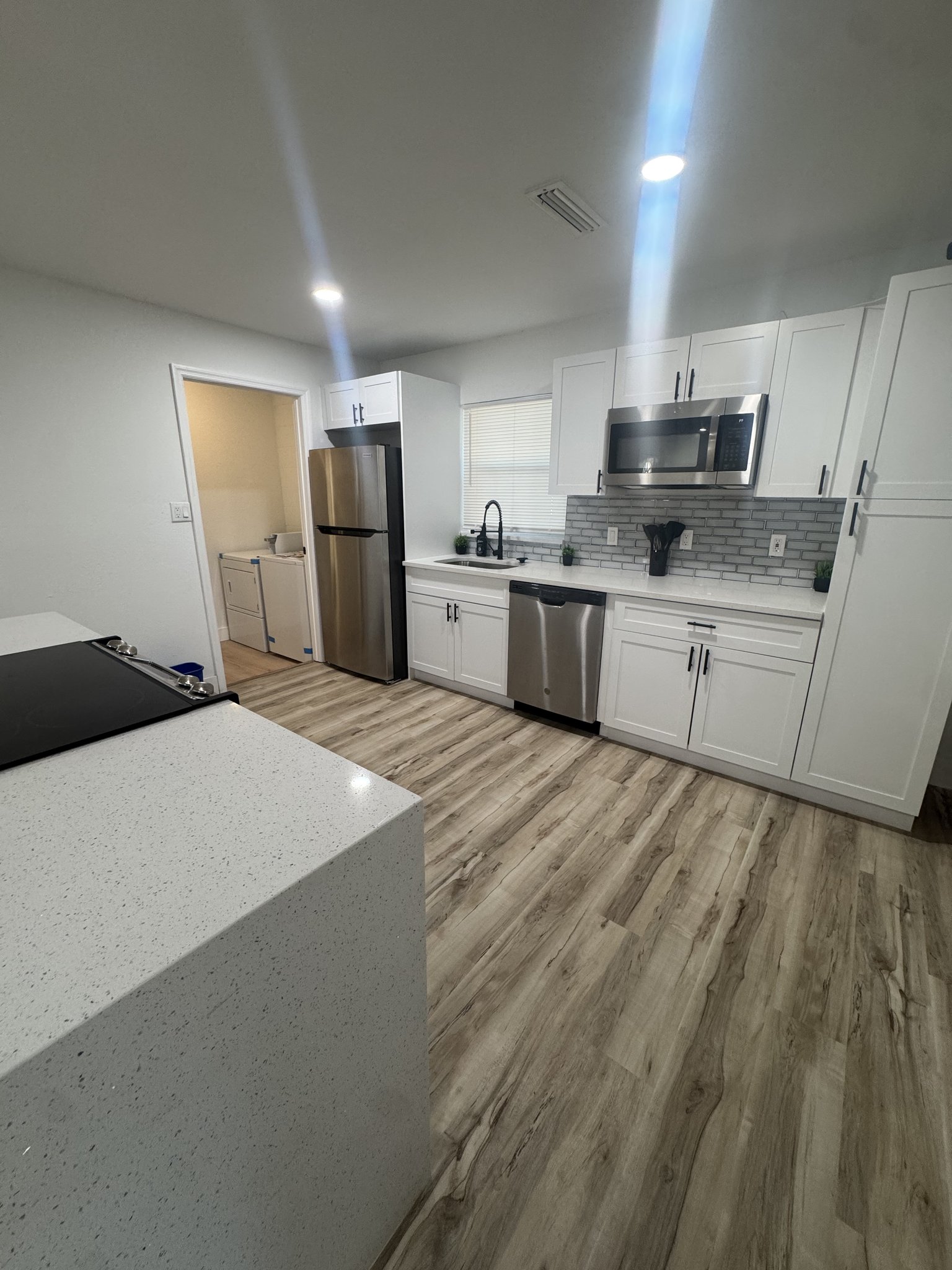 Orlando House: 1001 S Dollins Ave