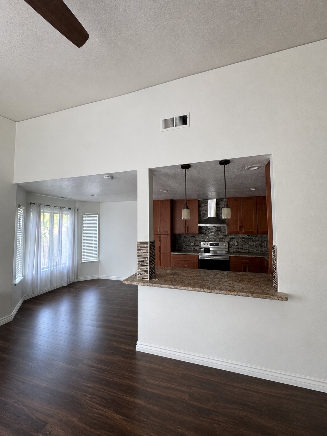 Stockton Condo: 999 porter ave apartment 2