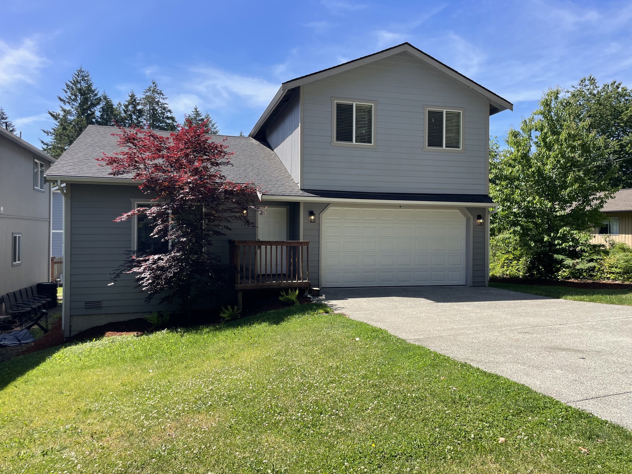 Port Orchard House: 102 Alpha Lane