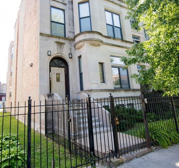 Chicago Multiplex: 429 E 45th Place
