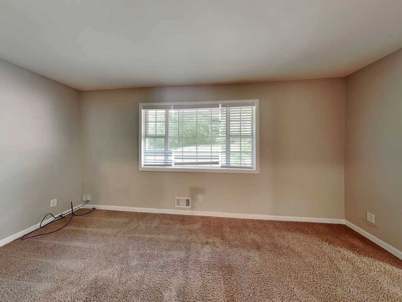Decatur House: 2813 Rainbow Forest DR