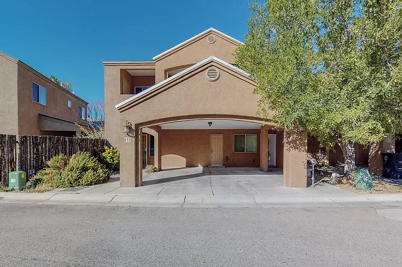 Albuquerque Townhome: 615 Benicia Lane SW